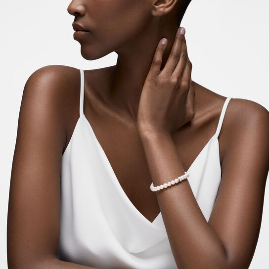 6-6.5 mm Freshwater Pearl Elastic Bracelet image number 1